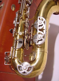 Artist model "two-tone" tenor.