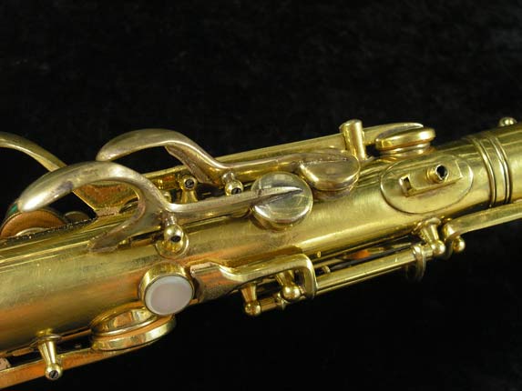 Photo 9 - Vintage CG Conn Chu Berry Portrait Model Alto Sax in Gold Plate - SN 164896