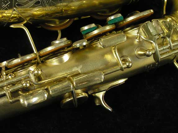 Photo 14 - Matte Gold Plated Conn "Transitional" Alto Sax - Art Deco Engraving - SN 245512