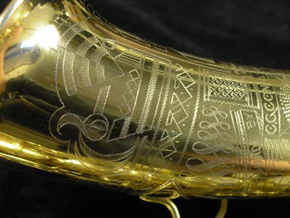 Photo 17 - Matte Gold Plated Conn "Transitional" Alto Sax - Art Deco Engraving - SN 245512