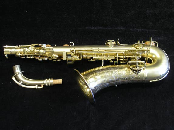 Photo 4 - Gold Plated Conn "Transitional" Chu Berry Alto Saxophone SN 235770