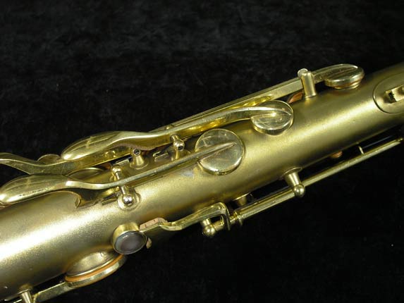 Photo 9 - RARE Gold Plated Conn CHU BERRY w/ Art Deco Engraving - SN 239071